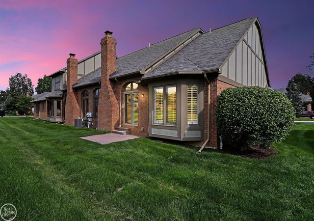 Photo 2 of Condo for sale at 2780 Marissa Way, Shelby Township, MI 48316 | MLS# 58050222721 | Listing updated on 2026-10-12