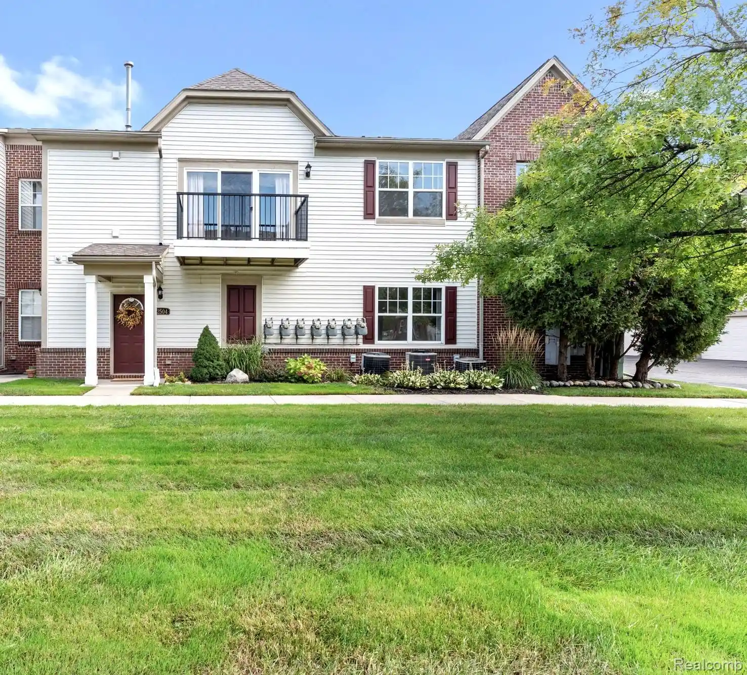 Listing Photo 1 - Condo for sale in 12504 2nd Ave S located at 12504 2nd Ave S, Southgate, MI 48195 - Unit 12504 2nd Avenue S