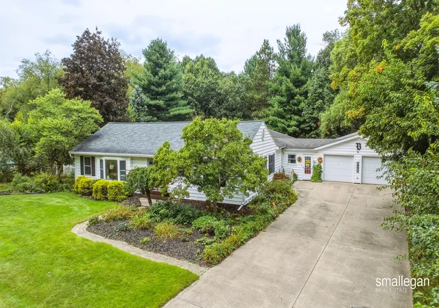 Single family home for sale at 610 W Ellis St, Belding, MI 48809 | MLS# 65026050699