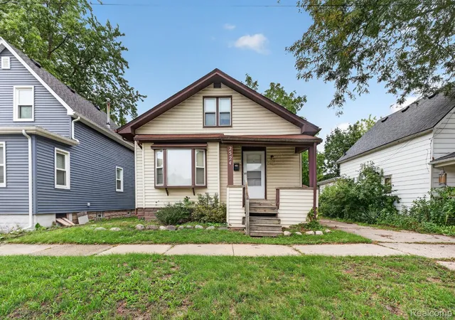 Photo 1 of Single family home for sale at 2524 4th Street, Trenton, MI 48183 | MLS# 20261077042 | Listing updated on 2026-10-09