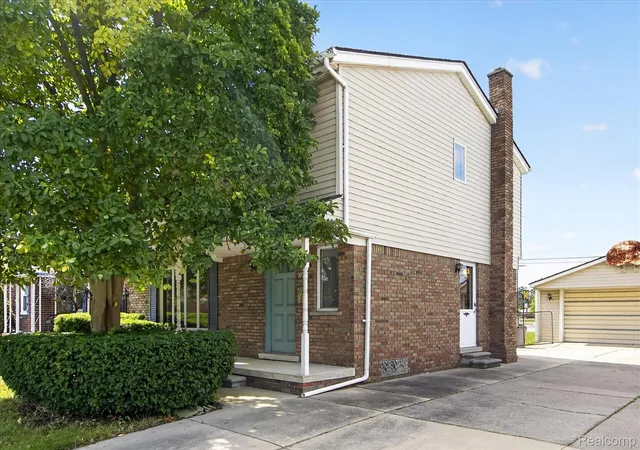 Photo 3 of Single family home for sale at 1250 23rd Street, Wyandotte, MI 48192 | MLS# 20261077056 | Listing updated on 2026-10-08