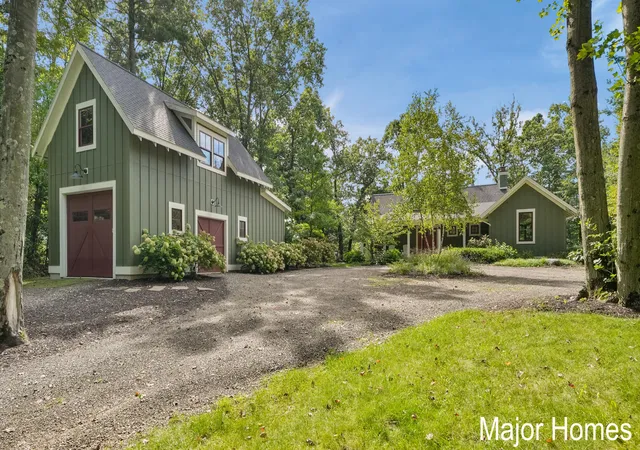 Photo 2 of Single family home for sale at 9422 Cottage Park Dr, Greenville, MI 48838 | MLS# 65026050716 | Listing updated on 2026-10-09