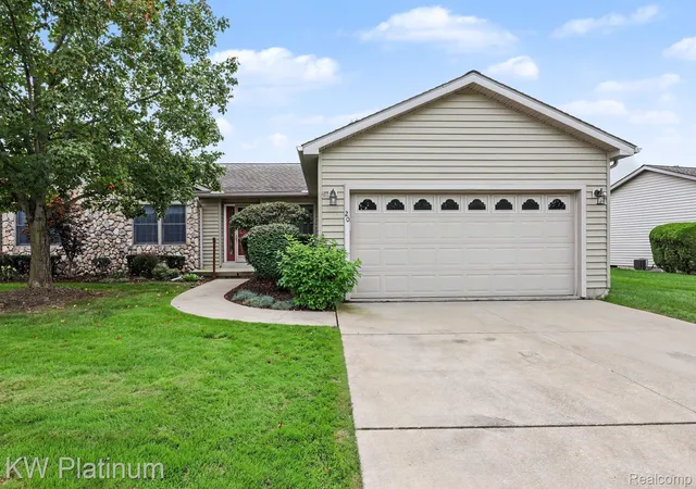 Photo 2 of Condo for sale at 3930 River Rd #20, East China, MI 48054 | MLS# 20261077074 | Listing updated on 2026-10-24