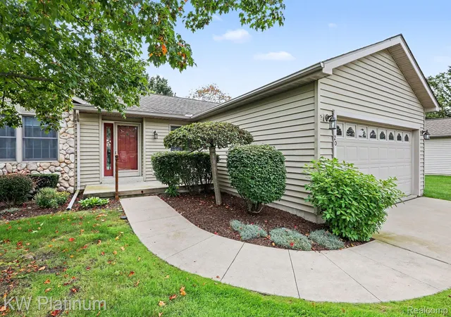 Photo 3 of Condo for sale at 3930 River Rd #20, East China, MI 48054 | MLS# 20261077074 | Listing updated on 2026-10-24