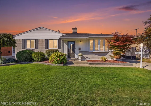 Photo 1 of Single family home for sale at 7101 N Wildwood St, Westland, MI 48185 | MLS# 20261077078 | Listing updated on 2026-10-11