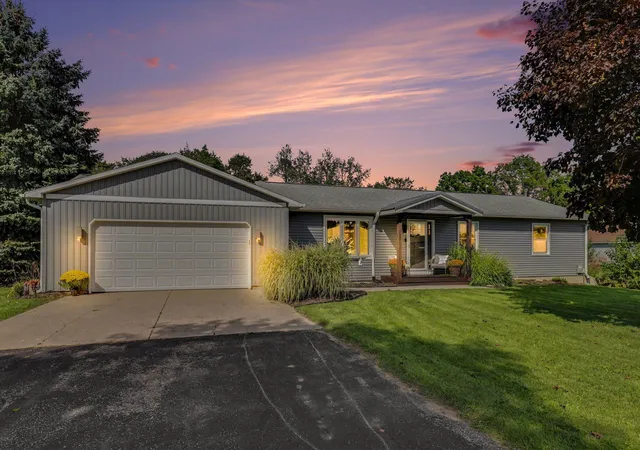 Photo 1 of Sale Pending at 5015 Dio Dr Ne, Cedar Springs, MI 49319 | MLS# 65026050724 | Listing updated on 2026-10-29