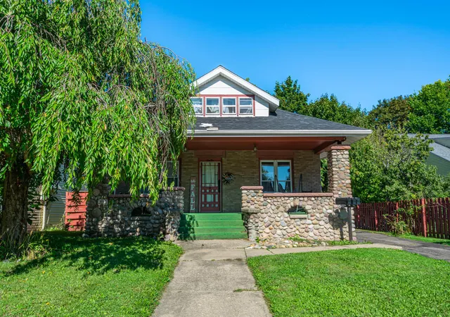 Photo 1 of Sale Pending at 410 Capital Ave Sw, Battle Creek, MI 49015 | MLS# 64026050726 | Listing updated on 2026-10-03