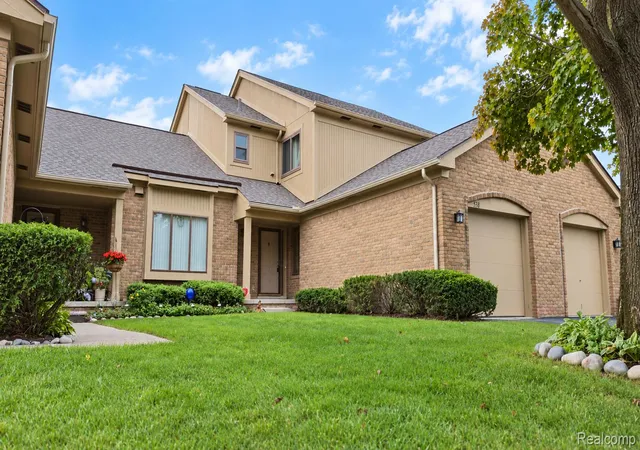 Photo 3 of Condo for sale at 538 Tennyson, Rochester Hills, MI 48307 | MLS# 20261077100 | Listing updated on 2026-10-18