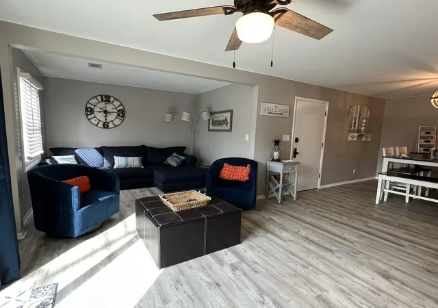 Photo 4 of Condo for sale at 1000 W Buffalo #4A, New Buffalo, MI 49117 | MLS# 69026050768 | Listing updated on 2026-10-06