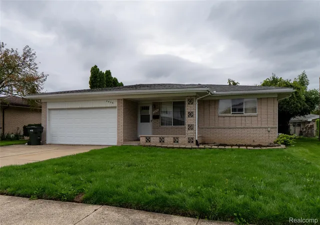 Photo 2 of Single family home for sale at 2930 Groves Dr, Sterling Heights, MI 48310 | MLS# 20261077156 | Listing updated on 2026-10-11
