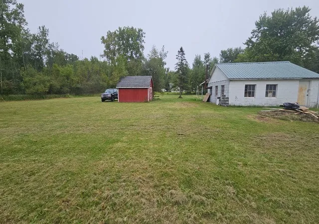Photo 3 of Single family home for sale at 3252 Pine River Rd, Standish, MI 48658 | MLS# 81026050782 | Listing updated on 2026-10-05