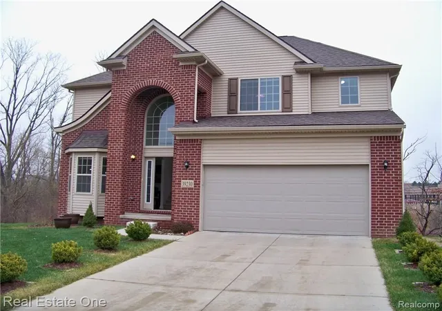 Single family home for sale at 39230 Silverthorne Bnd, Farmington, MI 48331 | MLS# 20261077225