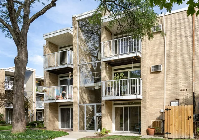 Photo 2 of Condo for sale at 4913 Crooks Rd #G1, Royal Oak, MI 48073 | MLS# 20261077283 | Listing updated on 2026-10-10