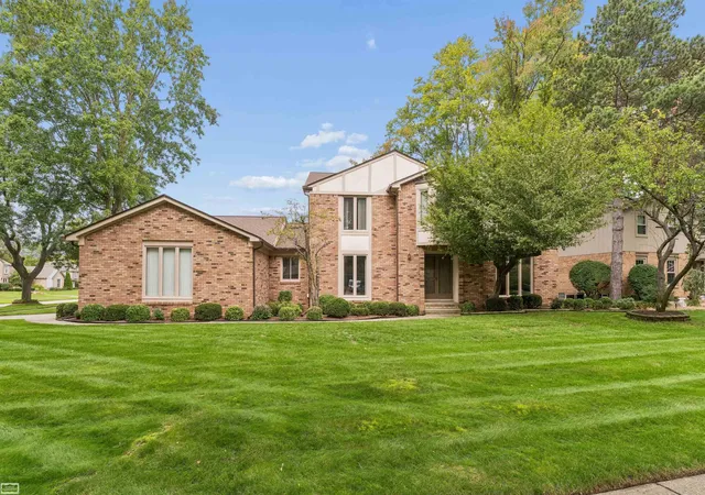 Photo 1 of Sale Pending at 11715 Raintree Ct, Shelby Township, MI 48315 | MLS# 58050222833 | Listing updated on 2026-10-10