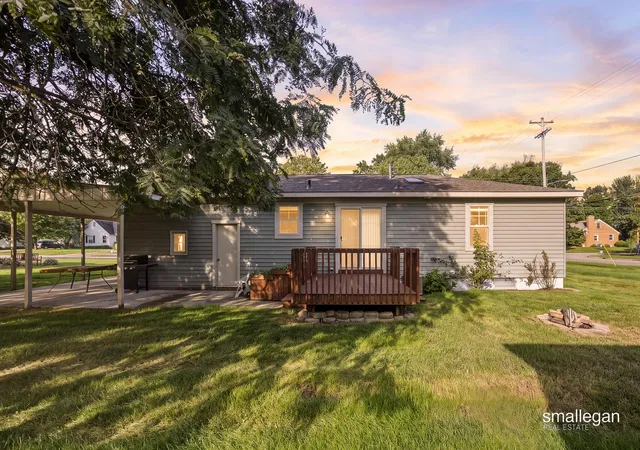 Photo 2 of Single family home for sale at 5588 Park Ave, Hudsonville, MI 49426 | MLS# 65026050919 | Listing updated on 2026-10-15
