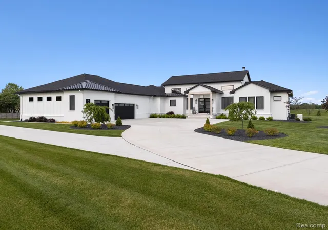 Photo 1 of Sale Pending at 6717 Warner Rd, Saline, MI 48176 | MLS# 20261077317 | Listing updated on 2026-10-08