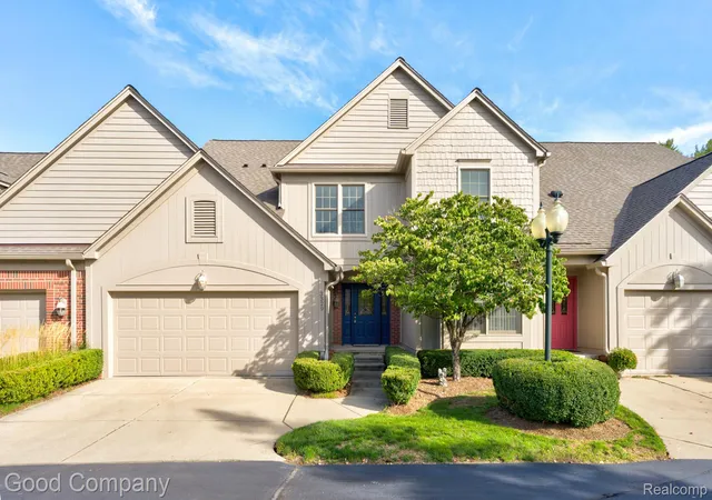 Condo for sale at 3329 Nell Rose Ct, Royal Oak, MI 48073 | MLS# 20261077328