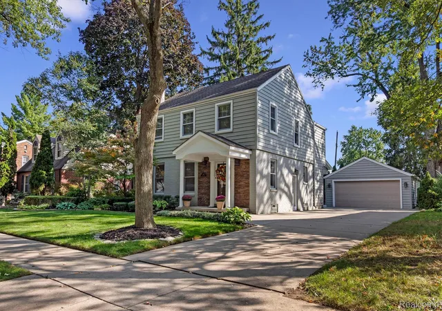Photo 1 of Sale Pending at 203 Aqua Ct, Royal Oak, MI 48073 | MLS# 20261077330 | Listing updated on 2026-10-16
