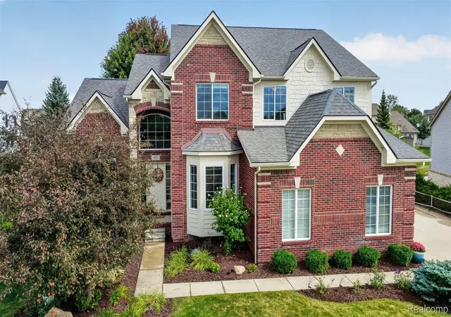 Photo 1 of Single family home for sale at 953 Westlake Ave, Oxford, MI 48371 | MLS# 20261077336 | Listing updated on 2026-10-11