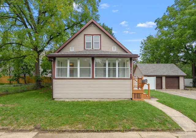 Photo 1 of Single family home for sale at 736 Hutchinson St, Kalamazoo, MI 49008 | MLS# 66026050964 | Listing updated on 2026-10-10