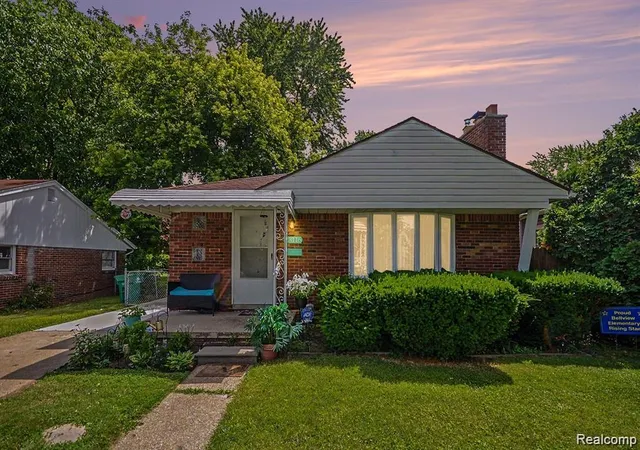 Photo 1 of Single family home for sale at 23116 Beechwood Ave, Eastpointe, MI 48021 | MLS# 20261077350 | Listing updated on 2026-10-17