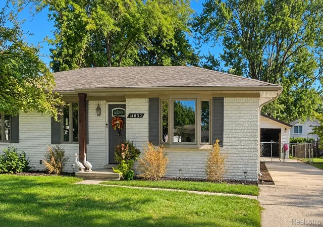 Photo 1 of Single family home for sale at 14802 Annapolis Dr, Sterling Heights, MI 48313 | MLS# 20261077358 | Listing updated on 2026-10-07