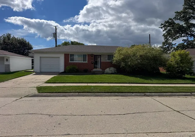 Photo 1 of Single family home for sale at 23342 Shoreview St, Saint Clair Shores, MI 48082 | MLS# 20261077367 | Listing updated on 2026-10-21