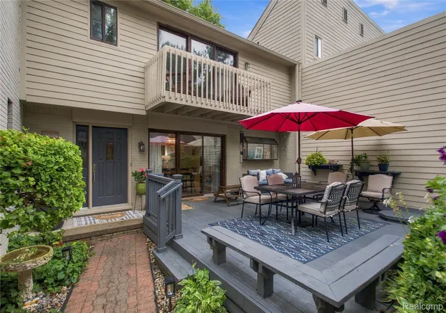 Condo for sale at 42662 Elizabeth Pl, Clinton Township, MI 48038 | MLS# 20261077403