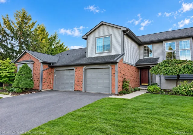 Photo 1 of Sale Pending at 524 Winwood Cir, Walled Lake, MI 48390 | MLS# 20261077405 | Listing updated on 2026-10-17