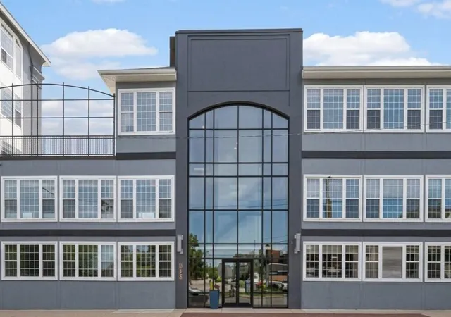 Listing Photo 1 - Condo for sale in building located at 600 7Th St Nw, Kent, MI 49504 - Unit #309
