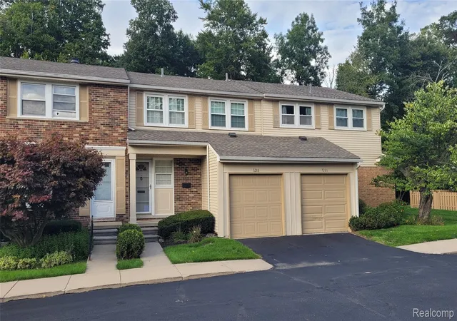 Photo 1 of Condo for sale at 5288 Breeze Hl Pl, Troy, MI 48098 | MLS# 20261077415 | Listing updated on 2026-10-18