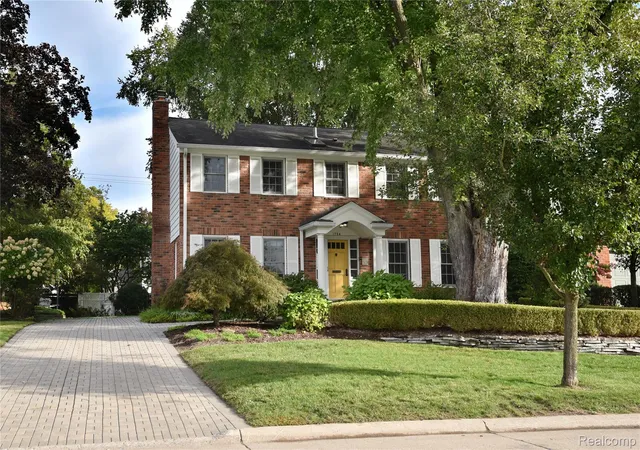 Photo 1 of Sale Pending at 1754 Fairway Dr, Birmingham, MI 48009 | MLS# 20261077445 | Listing updated on 2026-10-11