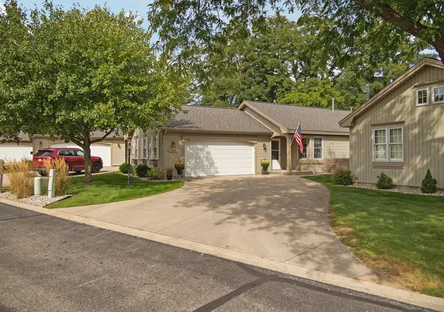 Photo 1 of Condo for sale at 1108 Hemingway Ln, Traverse City, MI 49686 | MLS# 78080073901 | Listing updated on 2026-10-11