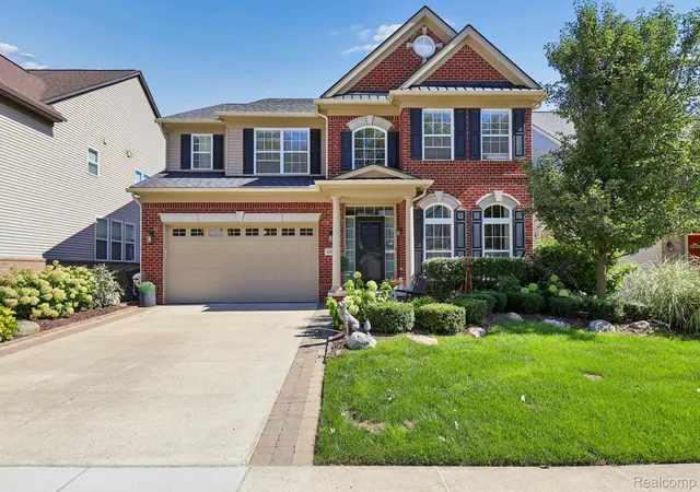 Photo 1 of Sale Pending at 4960 W Stonegate Cir, Lake Orion, MI 48359 | MLS# 20261077497 | Listing updated on 2026-10-21