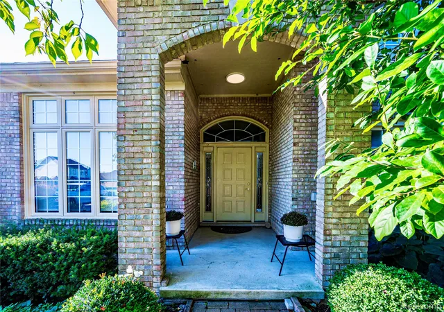 Photo 2 of Single family home for sale at 3214 Chesapeake Dr, Sterling Heights, MI 48314 | MLS# 20261077504 | Listing updated on 2026-10-13