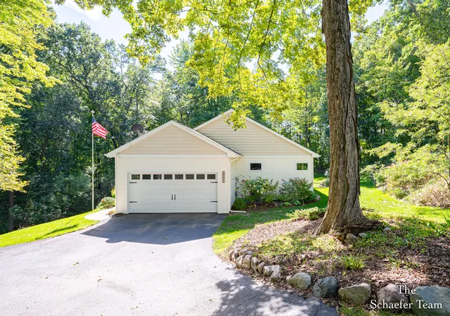 Photo 1 of Sale Pending at 10920 Foreman St Se, Lowell, MI 49331 | MLS# 65026051068 | Listing updated on 2026-10-18