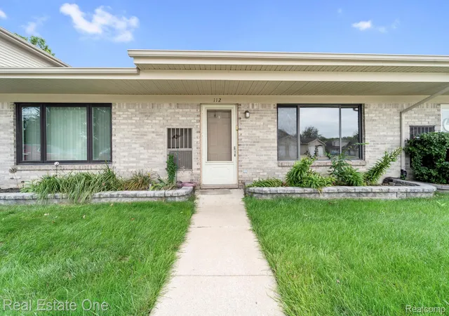 Photo 1 of Sale Pending at 16076 Holz Dr #112, Southgate, MI 48195 | MLS# 20261077524 | Listing updated on 2026-10-04