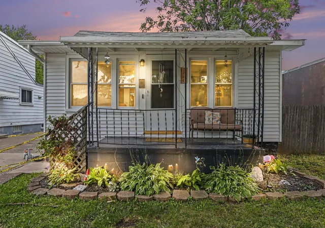Photo 3 of Single family home for sale at 1764 Euclid St, Lincoln Park, MI 48146 | MLS# 81026051100 | Listing updated on 2026-10-18
