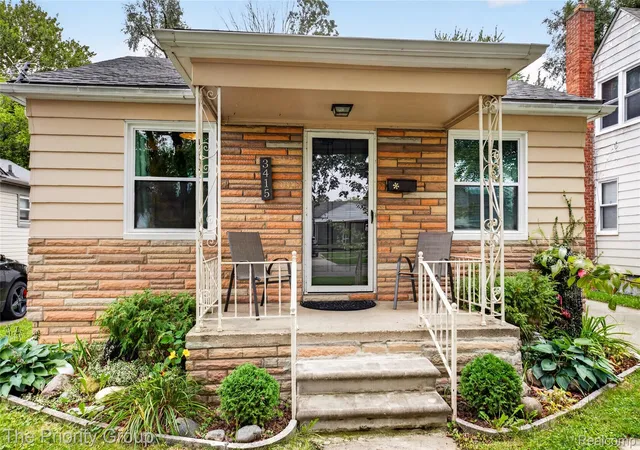 Photo 2 of Single family home for sale at 3415 Williams St, Dearborn, MI 48124 | MLS# 20261077560 | Listing updated on 2026-10-11