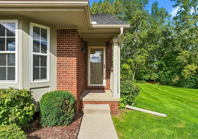 Photo 3 of Condo for sale at 6374 Club Ct, Grand Blanc, MI 48439 | MLS# 5050222922 | Listing updated on 2026-10-20