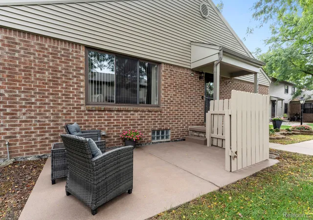 Photo 2 of Condo for sale at 27024 Winchester St #11, Trenton, MI 48183 | MLS# 20261077573 | Listing updated on 2026-10-11