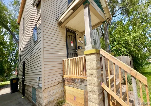 Photo 2 of Single family home for sale at 19369 Charest St, Detroit, MI 48234 | MLS# 20261077589 | Listing updated on 2026-10-12