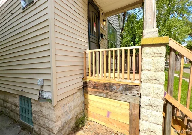 Photo 3 of Single family home for sale at 19369 Charest St, Detroit, MI 48234 | MLS# 20261077589 | Listing updated on 2026-10-12