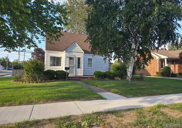 Photo 1 of Single family home for sale at 30644 Pardo St, Garden City, MI 48135 | MLS# 20261077614 | Listing updated on 2026-10-11