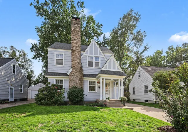 Photo 1 of Single family home for sale at 458 Van Allen St Se, Grand Rapids, MI 49548 | MLS# 65026051169 | Listing updated on 2026-10-11
