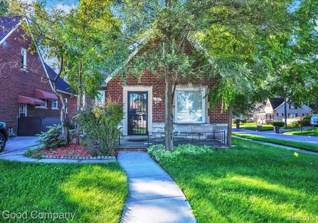 Photo 1 of Sale Pending at 361 Elizabeth Lake Rd, Pontiac, MI 48341 | MLS# 20261077660 | Listing updated on 2026-10-17