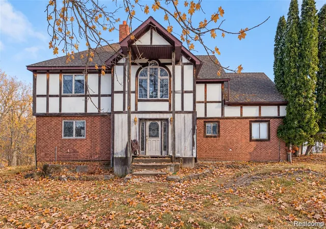 Photo 1 of Single family home for sale at 1191 Gage Rd, Holly, MI 48442 | MLS# 20261077669 | Listing updated on 2026-10-07