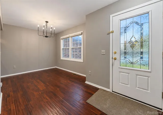 Photo 2 of Condo for sale at 24264 Bashian Dr, Novi, MI 48375 | MLS# 20261077703 | Listing updated on 2026-10-11