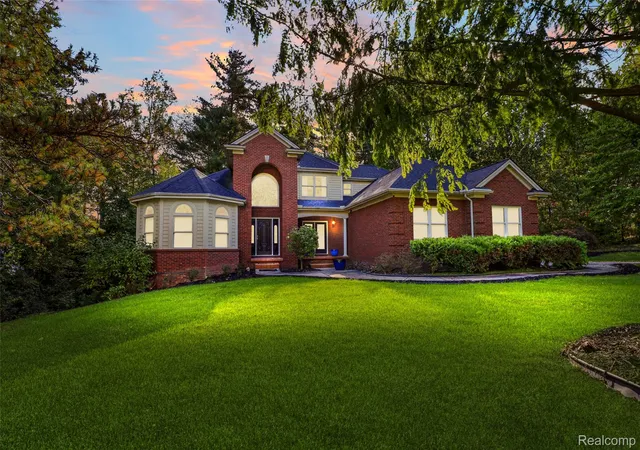Photo 1 of Single family home for sale at 9280 Osprey Bay Cir, Davisburg, MI 48350 | MLS# 20261077709 | Listing updated on 2026-10-21