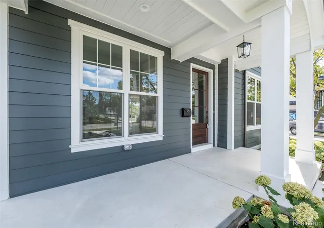 Photo 3 of Single family home for sale at 3800 Linwood Ave, Royal Oak, MI 48073 | MLS# 20261077742 | Listing updated on 2026-10-10